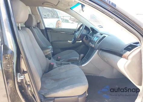 2009 Hyundai Sonata Gls z USA, uszkodzony, nr VIN 5NPET46C89H446905